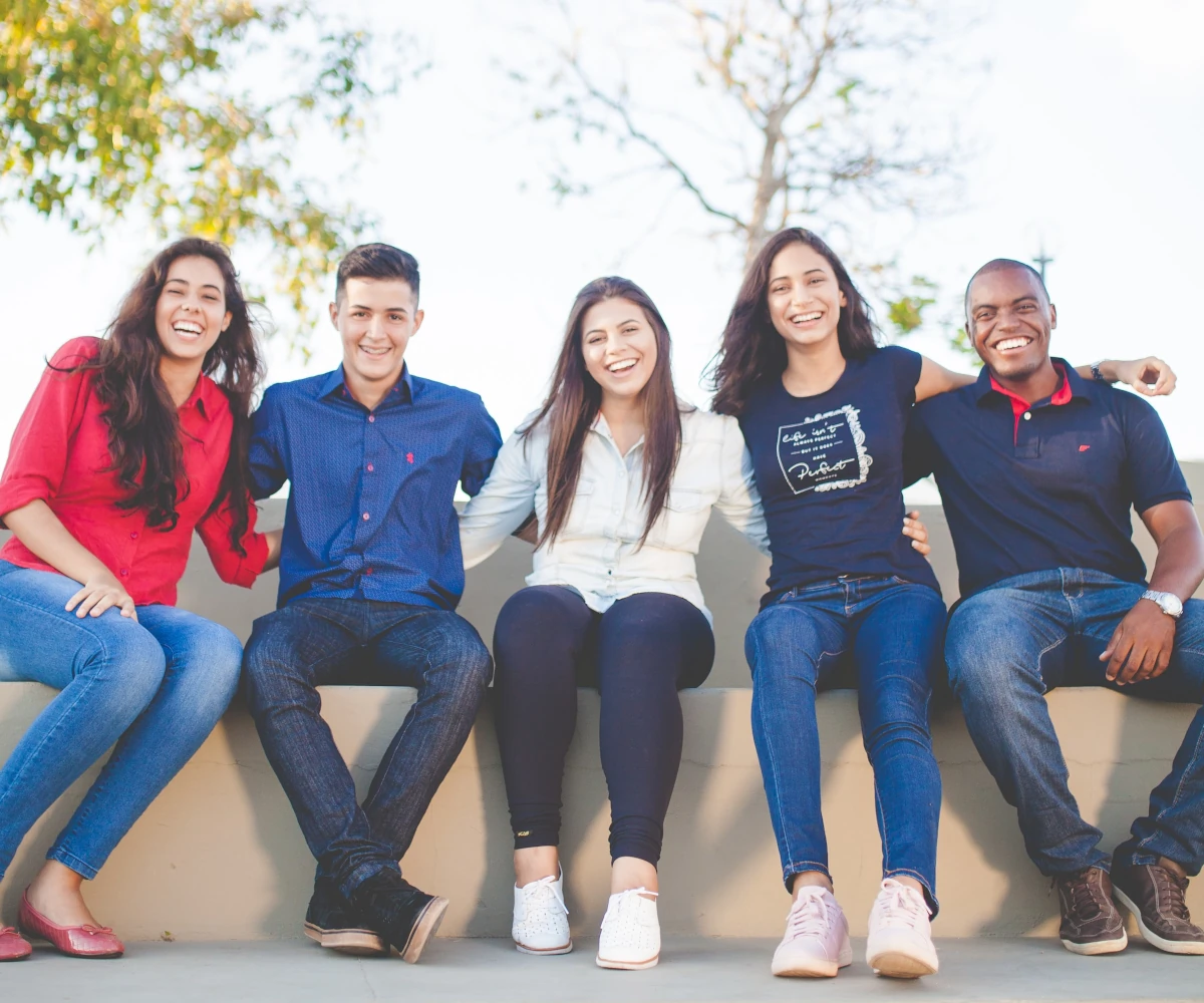 5 Smiling College Students
